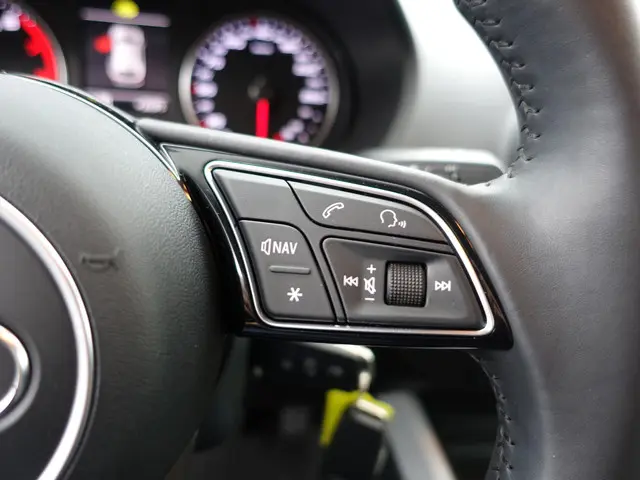 Audi Q2 1.0 TFSI S-line Aut- 2018 Benzine 17