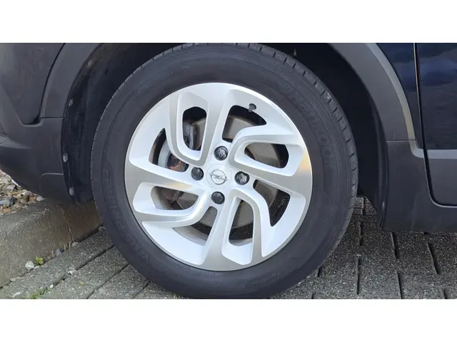 Opel Crossland X 1.2 Turbo Innovation 2017 Benzine 9