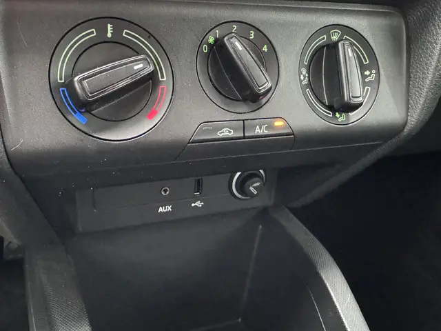 Škoda Fabia 1.2 TSI 90pk Ambition 2015 Benzine 18