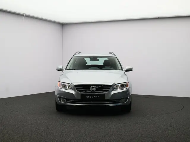 Volvo V70 T4 Nordic+ 2014 Benzine 36