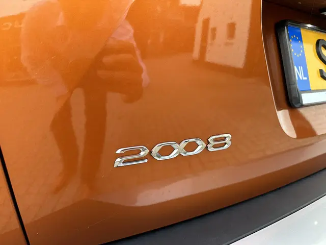 Peugeot 2008 1.2 Turbo 130 PK GT 2022 Benzine 53