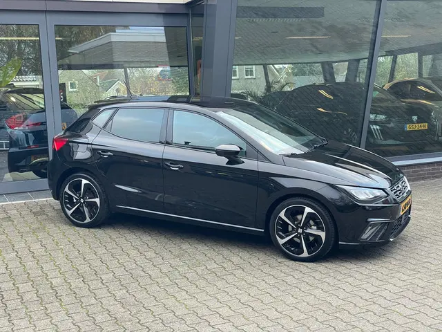 SEAT Ibiza Seat Ibiza 1.0 115pk tsi dsg fr 2024 Benzine 3