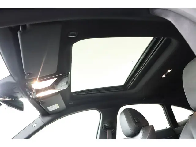 BMW i4 eDrive40 High Executive 84 kWh 2022 Elektrisch 74