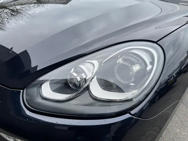 Porsche Cayenne 3.0 S E-Hybrid 2015 Hybride Benzine 8