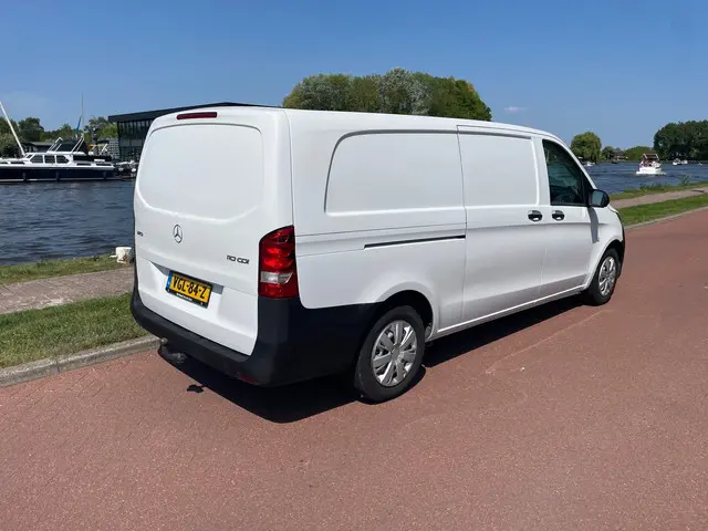 Mercedes-Benz Vito 110 CDI Extra Lang 2020 Diesel 4