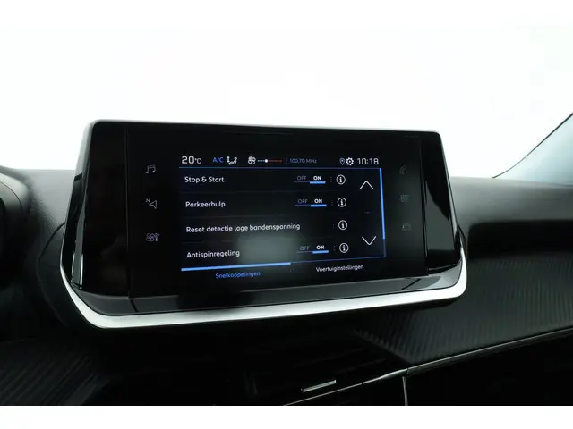 Peugeot 2008 1.2 PureTech Active 2021 Benzine 21