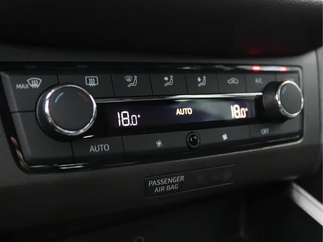 SEAT Ibiza 1.0 TSI FR Business Intense 2019 Benzine 55