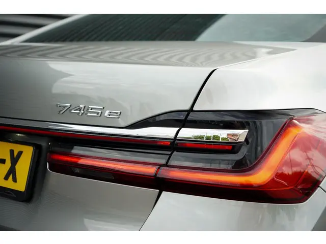 BMW 7 Serie 745e High Executive 2019 Hybride Benzine 54