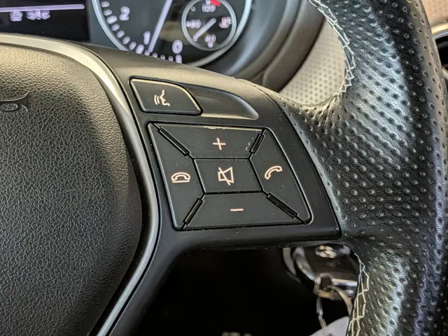 Mercedes-Benz B-Klasse 200 2012 Benzine 12