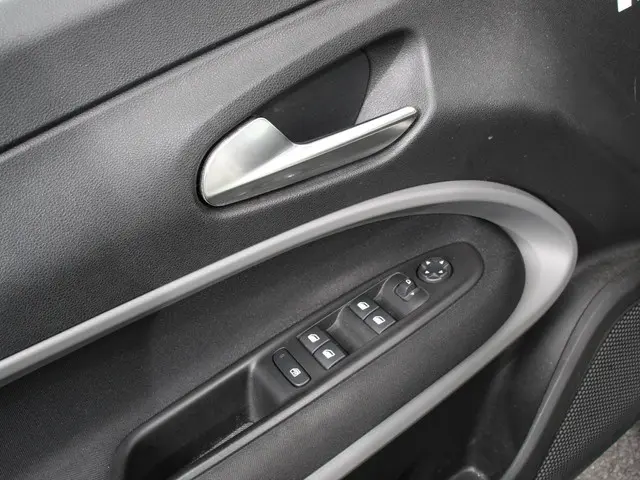 Jeep Avenger Longitude 54 kWh 2023 Elektrisch 12