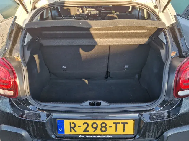 Citroën C3 1.2 PureTech Saint James 2021 Benzine 9