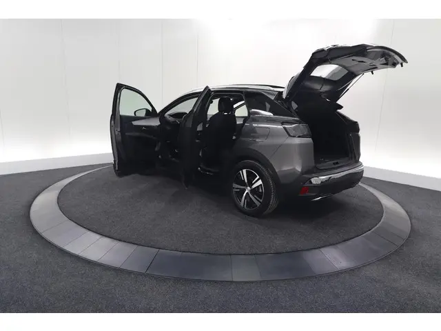 Peugeot 3008 HYbrid4 300 GT 2023 Hybride Benzine 89