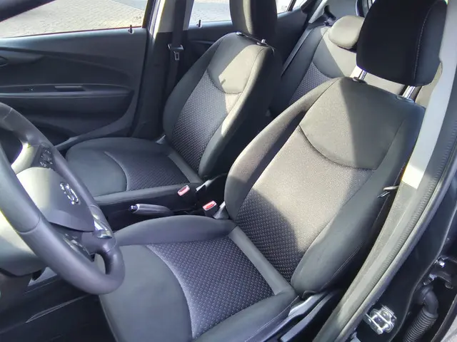 Opel KARL 1.0 ecoFLEX Edition 2018 Benzine 11