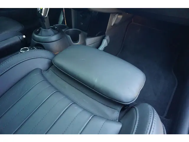 MINI 3-Deurs Cooper S 2022 Benzine 16