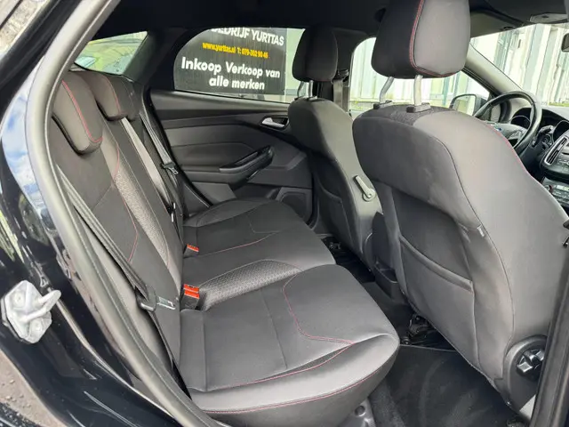 Ford Focus 1.0 Ambiente ST LINE!! 2015 Benzine 9