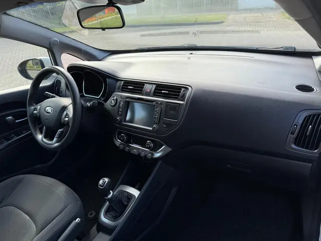 Kia Rio 1.2 CVVT Super Pack 2013 Benzine 14