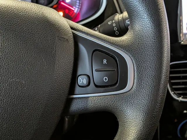 Renault Clio Estate 0.9 TCe Zen 2018 Benzine 12