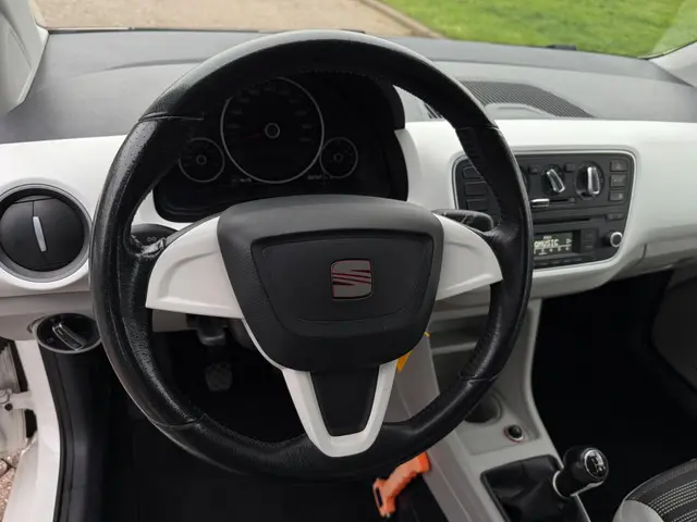 SEAT Mii 1.0 Style Chic 2012 Benzine 11