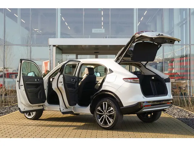 Honda HR-V 1.5i e:HEV ADVANCE 2023 Hybride Benzine 35