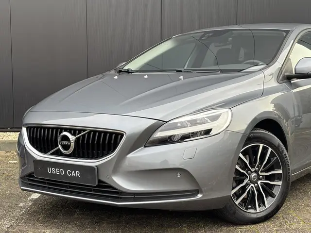 Volvo V40 2.0 D2 Nordic+ 2017 Diesel 2