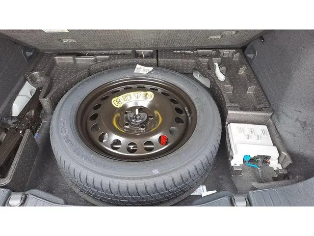 Ford Kuga 2.5 FHEV Active X 2024 Hybride Benzine 7