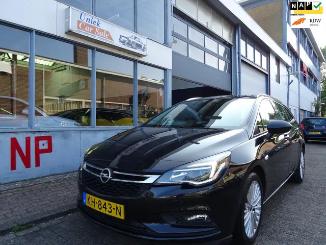 Opel Astra Sports Tourer 1.4 Innovation 2016 Benzine