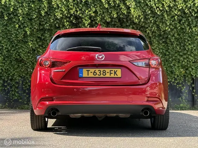 Mazda 3 2.0 SkyActiv-G 120 GT-M 2017 Benzine 15