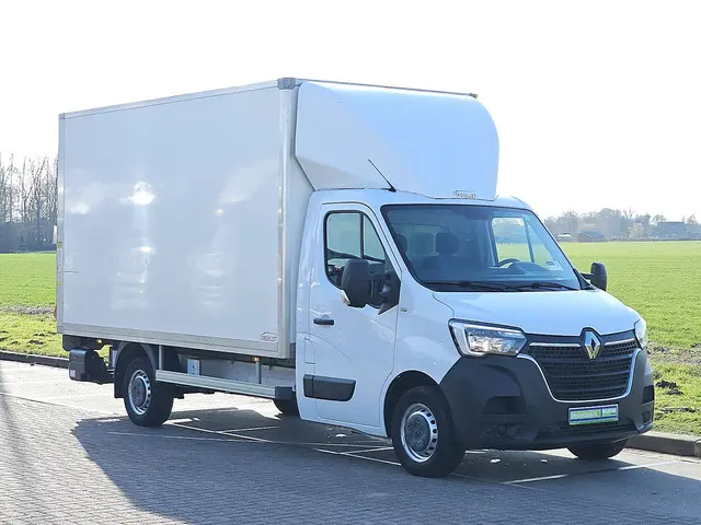 Renault Master 2.3 2023 Diesel 5