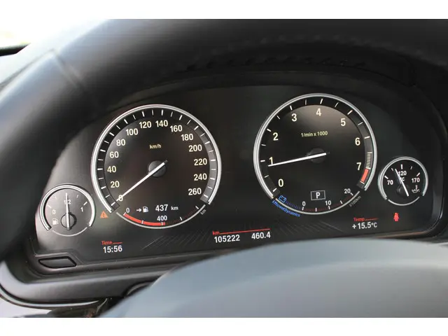 BMW 5 Serie 520i Executive 2014 Benzine 29