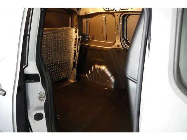 Opel Combo 1.5D L1H1 Rolstoel auto 2023 Diesel 12