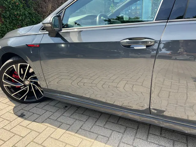 Volkswagen Golf 2.0 TSI GTI Perfomance 2021 Benzine 10