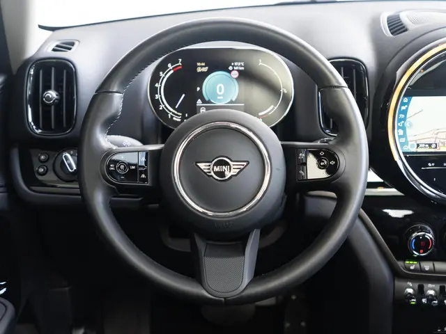 MINI Countryman Cooper Aut. 2023 Benzine 11