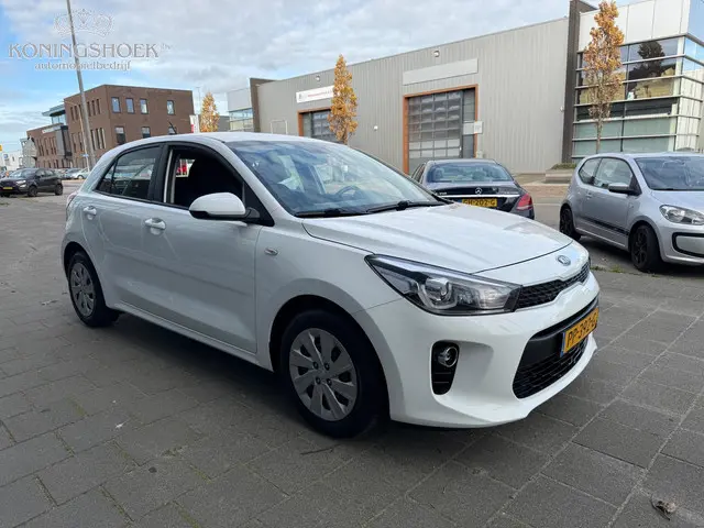 Kia Rio 1.0 TGDI ComfortPlusLine Navigator 2017 Benzine 3