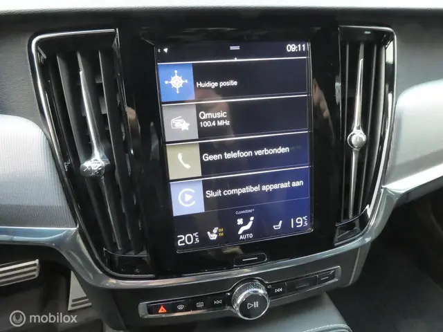 Volvo V90 2.0 T5 R-Design 2017 Benzine 20