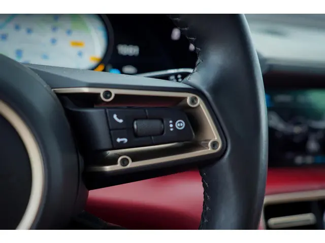 Porsche Taycan 4S Performance 84 kWh 2020 Elektrisch 42