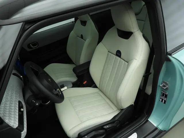 MINI 3-Deurs Cooper C 2025 Benzine 14