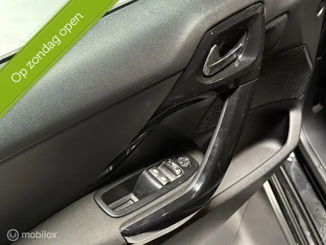 Peugeot 208 1.0 PureTech Access|NAVI|AIRCO|APK| 2015 Benzine 8