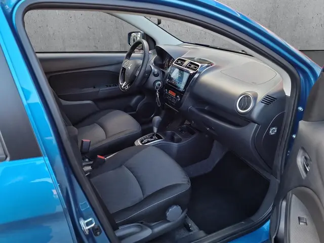 Mitsubishi Space Star 1.2 Dynamic 2023 Benzine 17