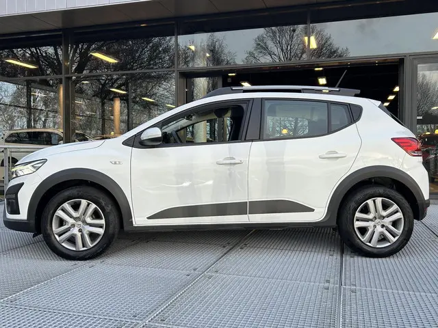 Dacia Sandero Stepway 1.0 TCe 90 Comfort 2023 Benzine 14