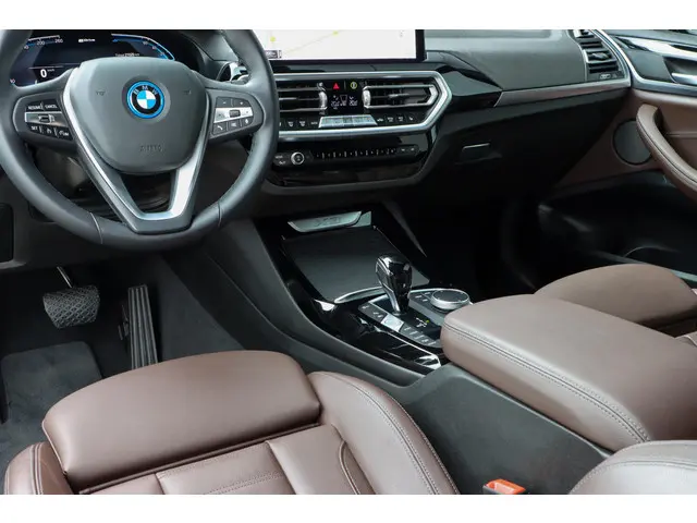 BMW X3 xDrive30e High Executive 2023 Hybride Benzine 47