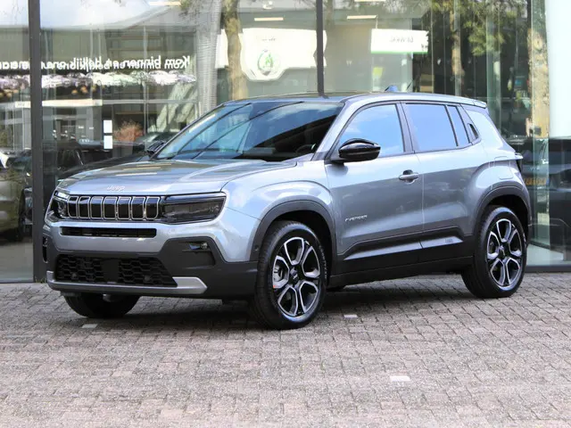 Jeep Avenger Summit 54 kWh 2025 Elektrisch 4