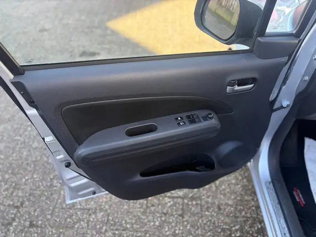 Suzuki Splash 1.2 Comfort 2014 Benzine 9