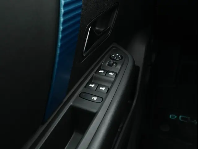 Citroën ë-C4 Feel 50 kWh [ 3-Fase ] 2021 Elektrisch 20