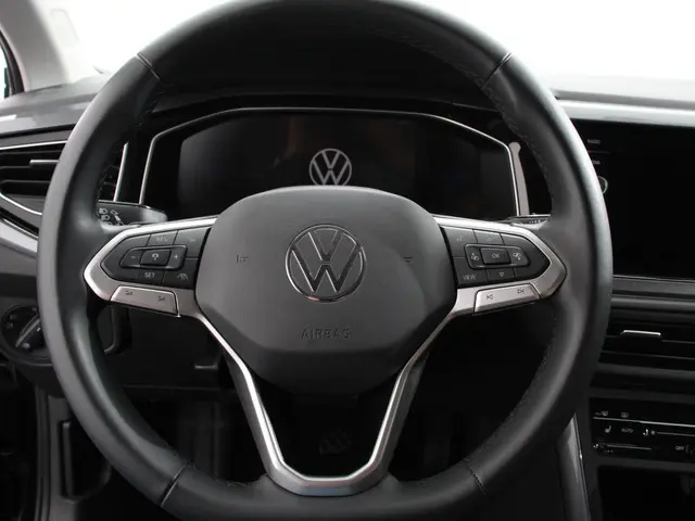 Volkswagen Polo 1.0 TSI 110pk DSG Style 2023 Benzine 15