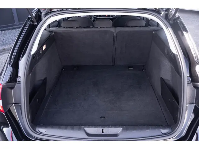 Peugeot 308 1.5 HDI Active Pack 2020 Diesel 10