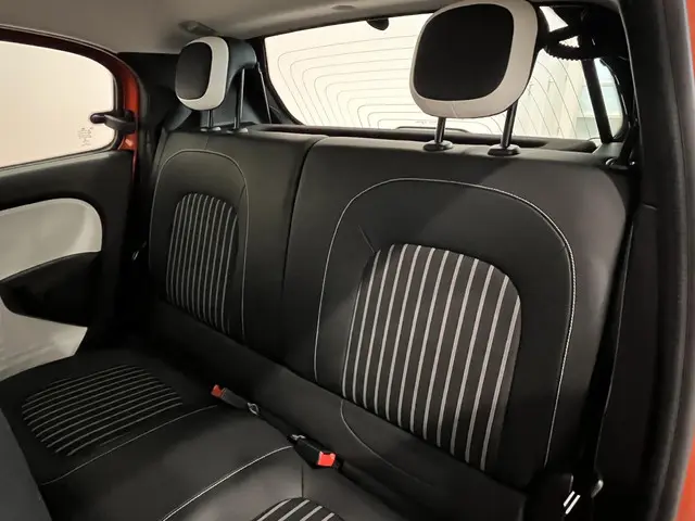 Renault Twingo Z.E. R80 Intens 2022 Elektrisch 8