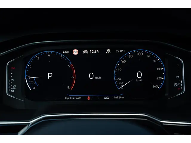 Volkswagen Polo 1.0 TSI R-Line Business 2024 Benzine 37
