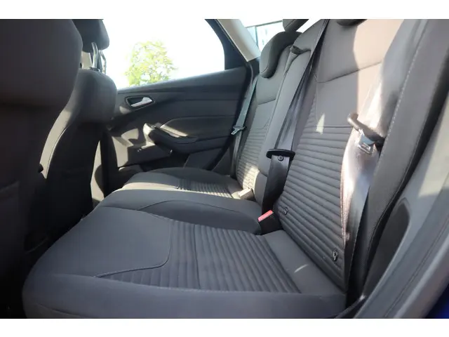 Ford Focus Wagon 1.0 First Edition 2015 Benzine 5