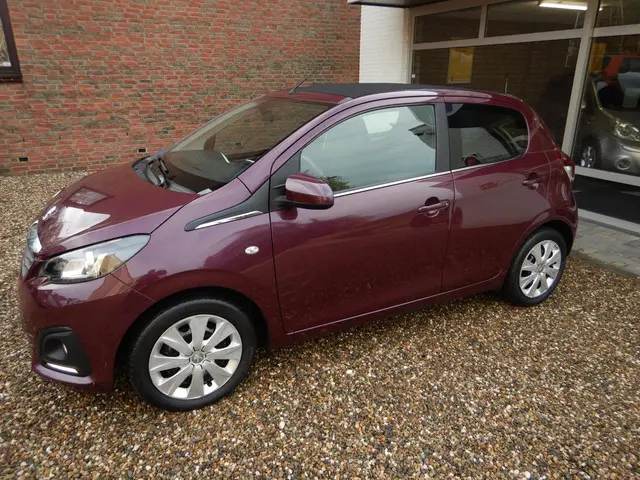 Peugeot 108 1.0 VTi Active Top 2014 Benzine 3
