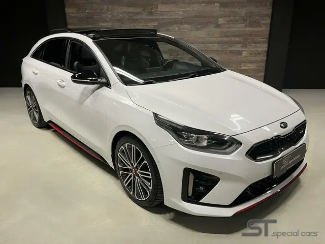 Kia ProCeed 1.6 T-GDI GT|Pano|dealer 2019 Benzine 4
